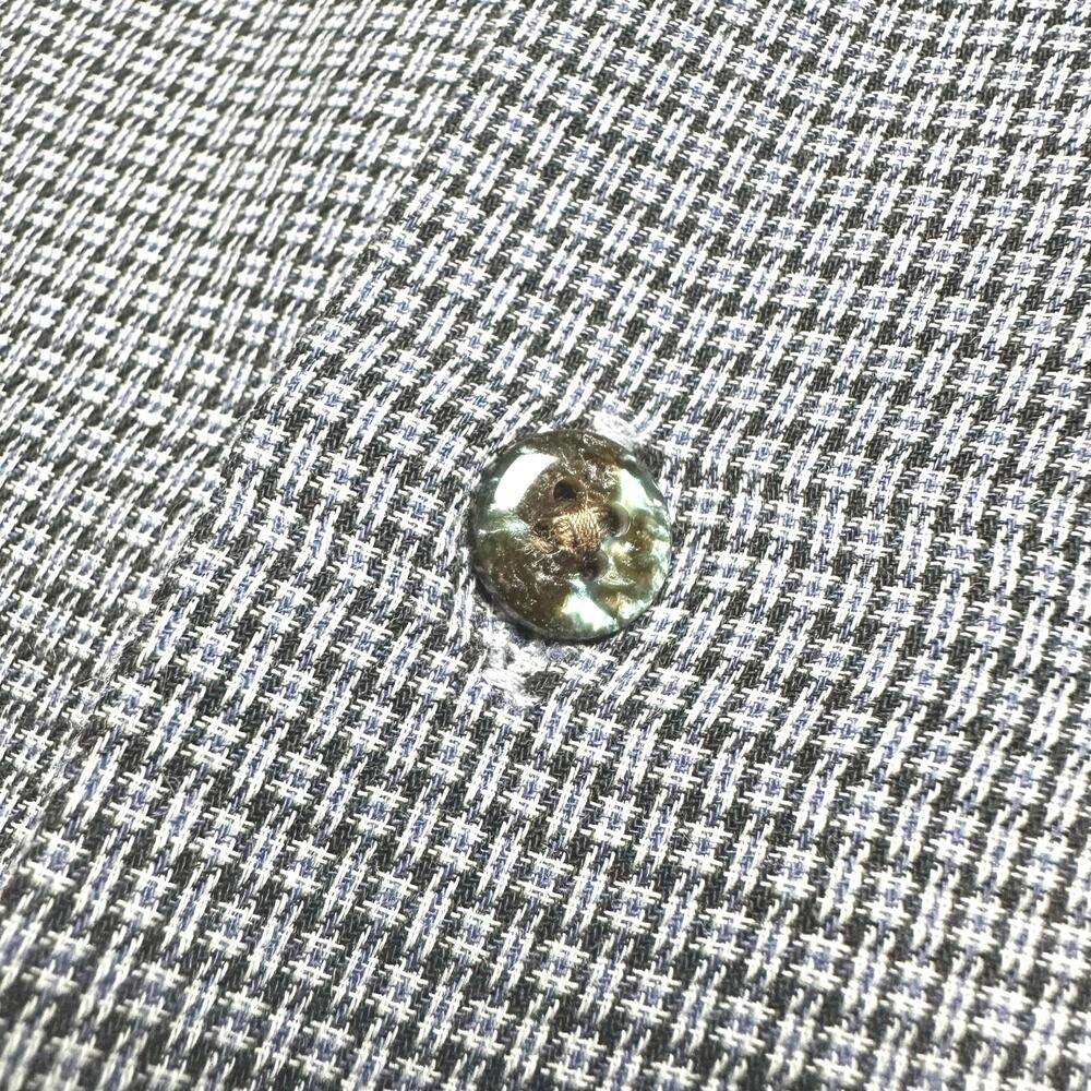 Yves Saint Laurent | Crosshatch Pattern Light Button Up Dress Shirt | Medium - Picture 11 of 13